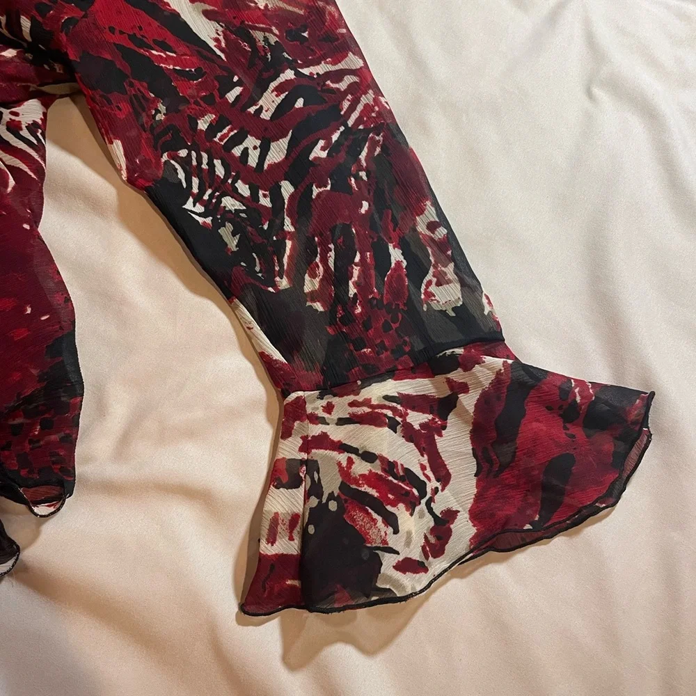 Dressbarn V-Neck Black‎ and Red Ruffled Tie Front Blouse, Size XL